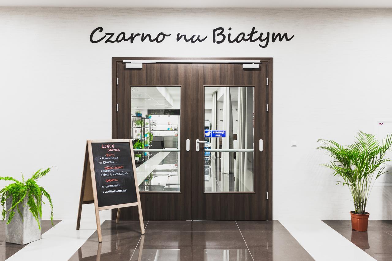 فندق كراكوفيافي  Czarno Na Bialym المظهر الخارجي الصورة