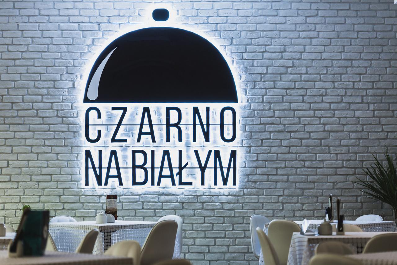فندق كراكوفيافي  Czarno Na Bialym المظهر الخارجي الصورة